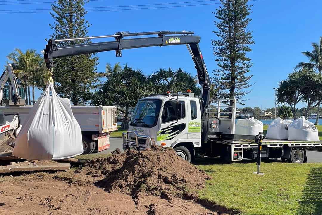 sunshine coast builders mix bulk delivery